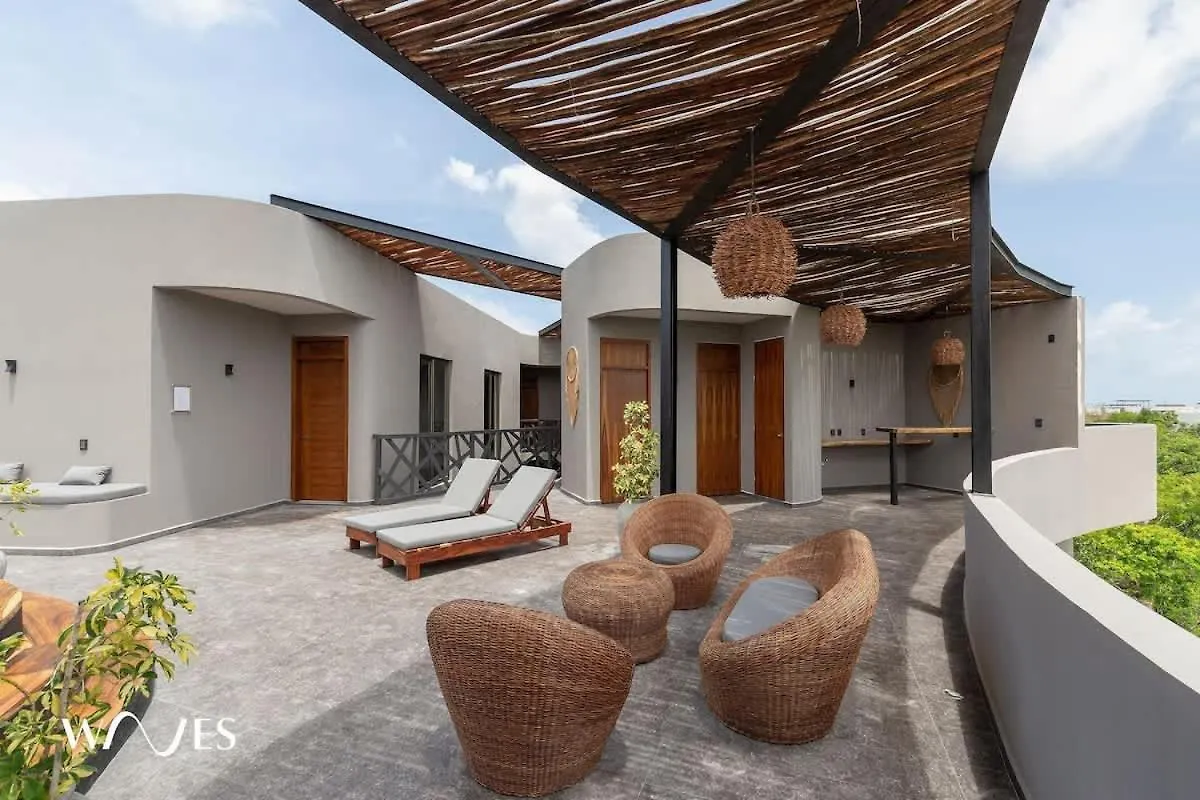 Luminous 2 Bedroom With Roof Pool Close To Hotel Zone By Waves Management Tulum Holiday home