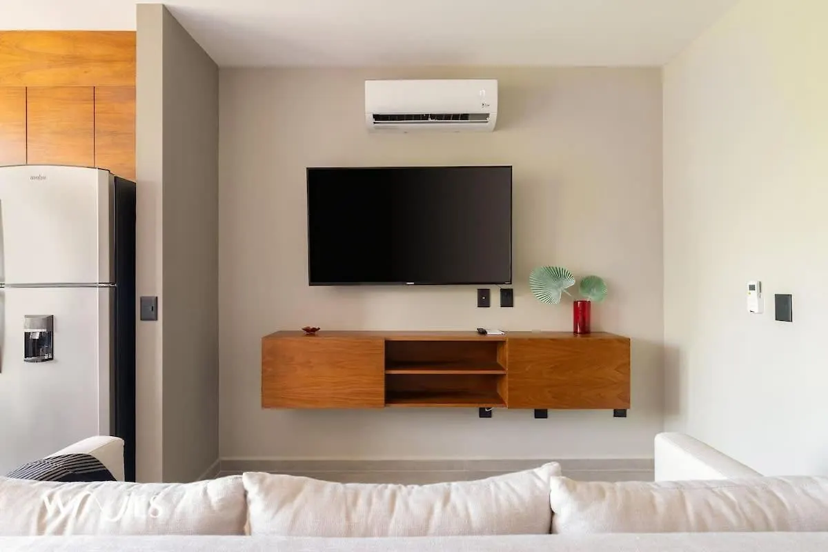 Luminous 2 Bedroom With Roof Pool Close To Hotel Zone By Waves Management Tulum Holiday home